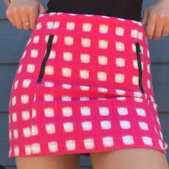 Topshop Women's Pink And White Geometric Print Mini Skirt Size 6 Barbiecore - Picture 9 of 9